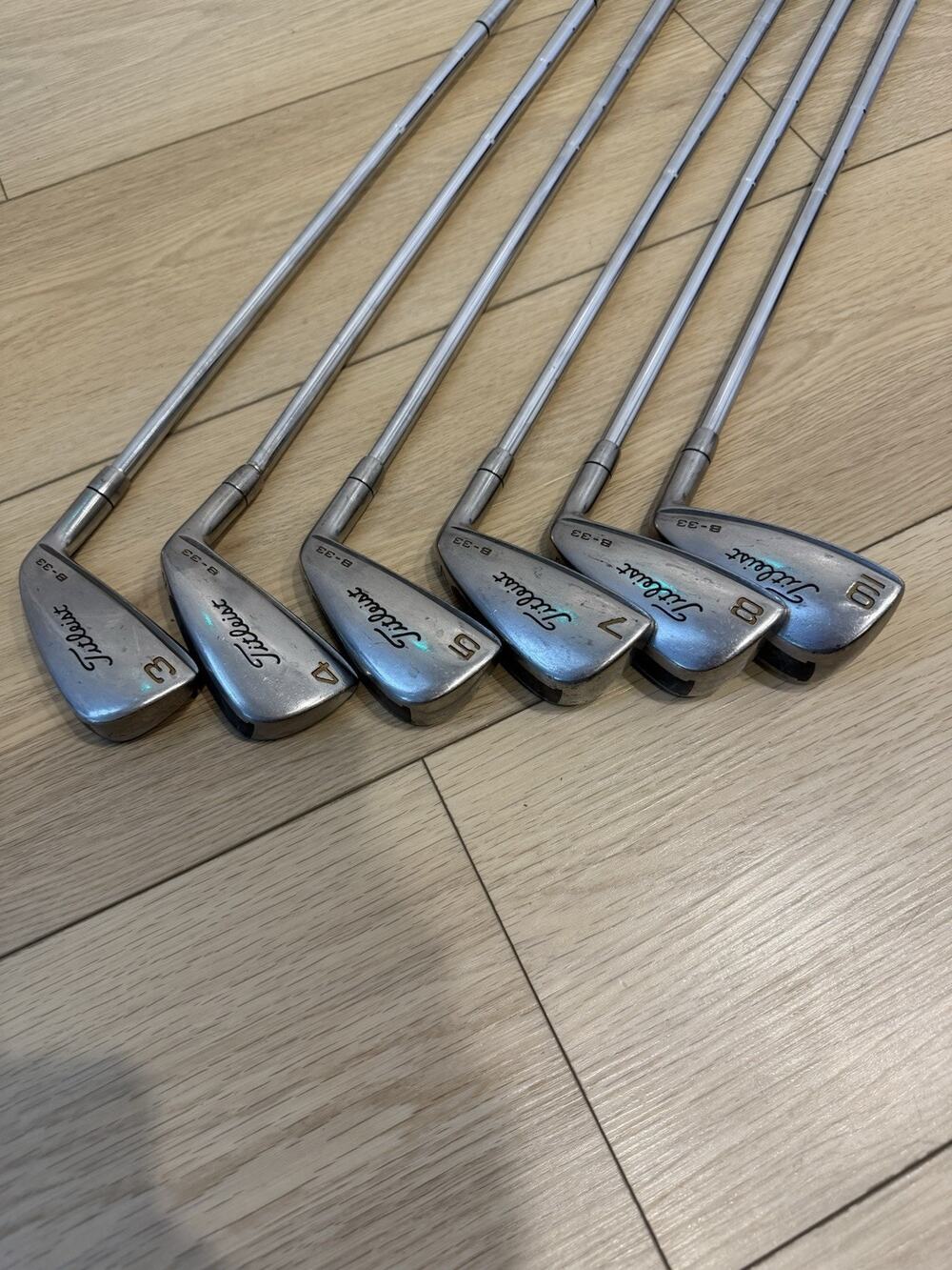 Titleist Acushnet B-33 3,4,5,7,8,9 Irons RH Reg Flex True Temper Flex Flow Steel